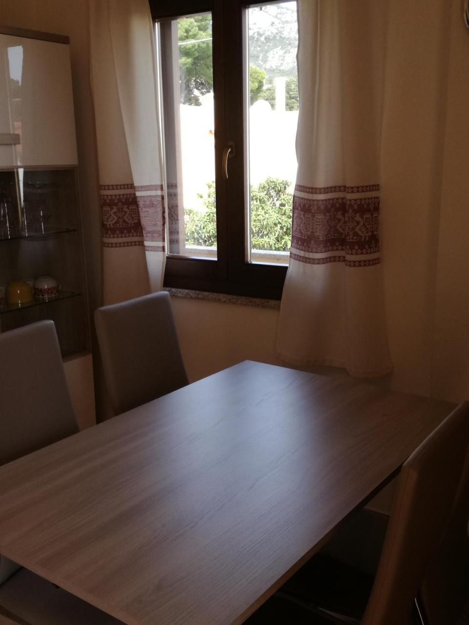 Altomare Apartment *